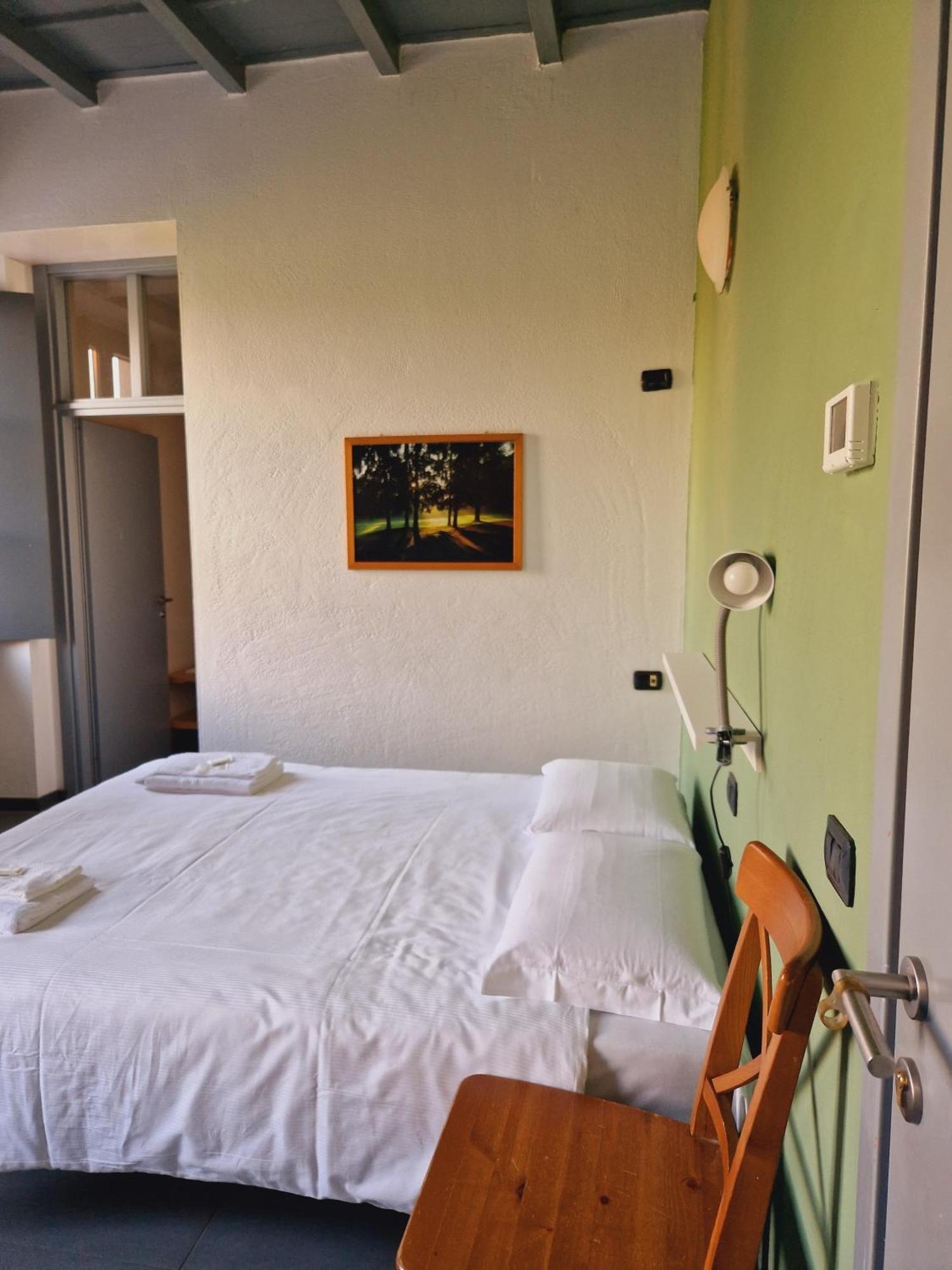 B&B E Ostello, Parco Di Monza, Cascina Costa Alta エクステリア 写真