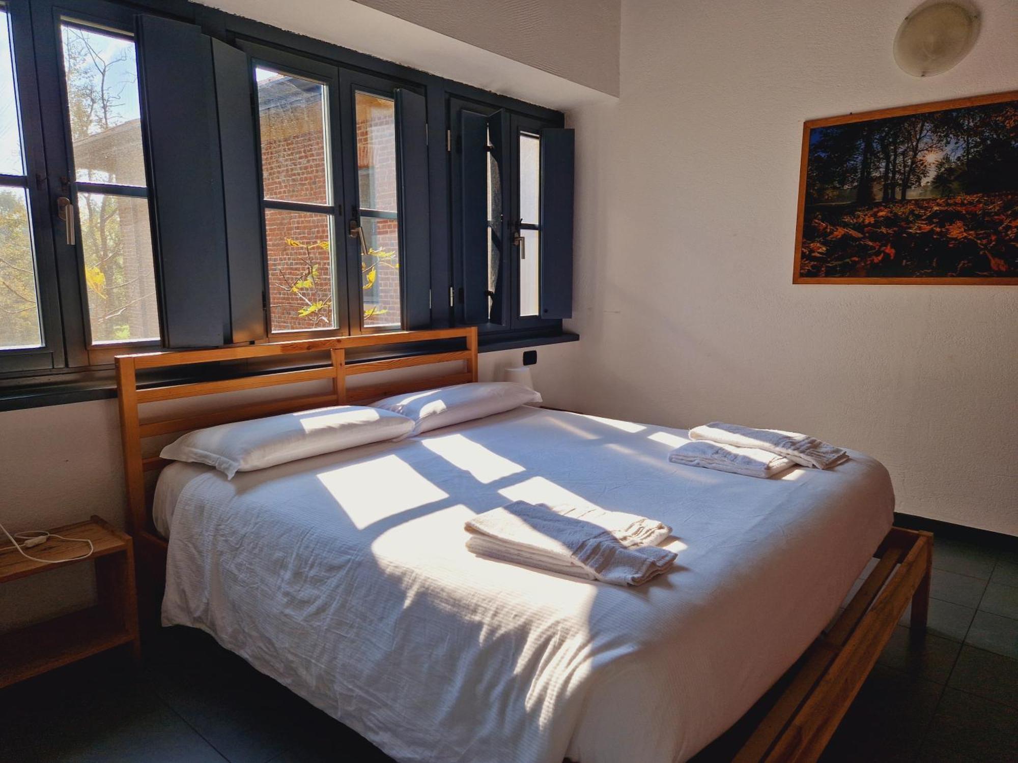 B&B E Ostello, Parco Di Monza, Cascina Costa Alta エクステリア 写真