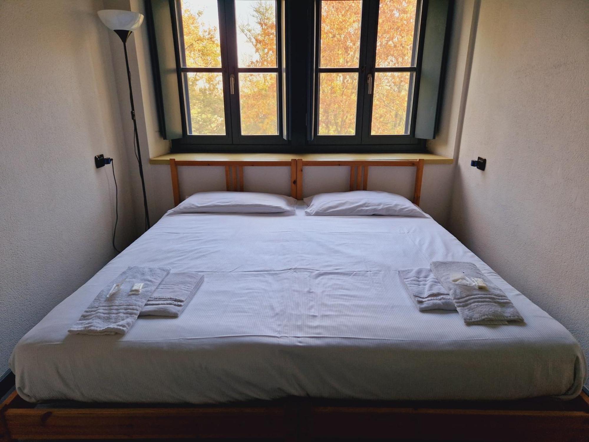 B&B E Ostello, Parco Di Monza, Cascina Costa Alta エクステリア 写真