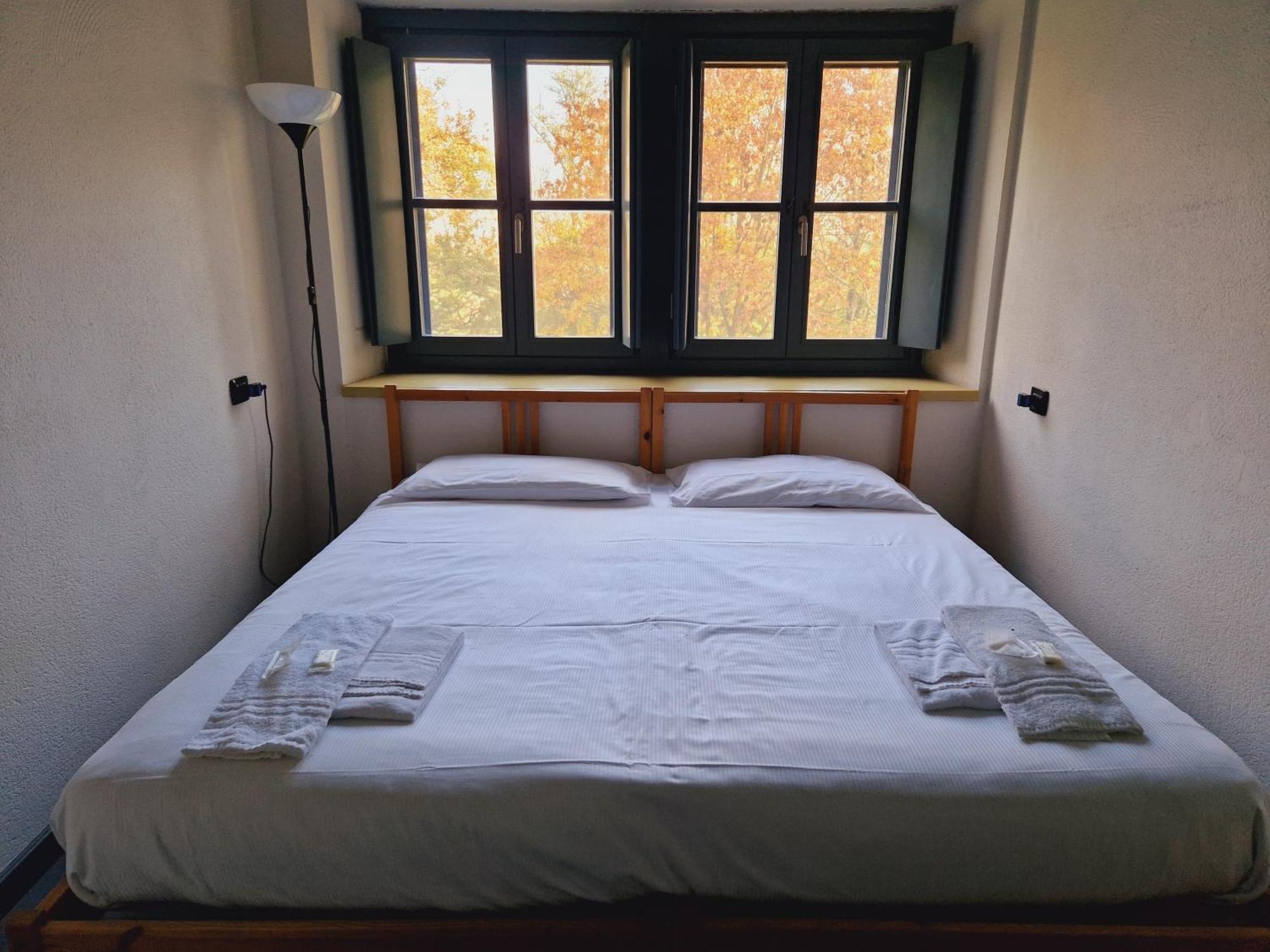 B&B E Ostello, Parco Di Monza, Cascina Costa Alta エクステリア 写真